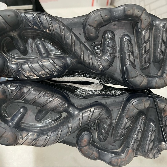 Size 8.5 - Nike Air VaporMax 2023 Flyknit Oreo main image 6
